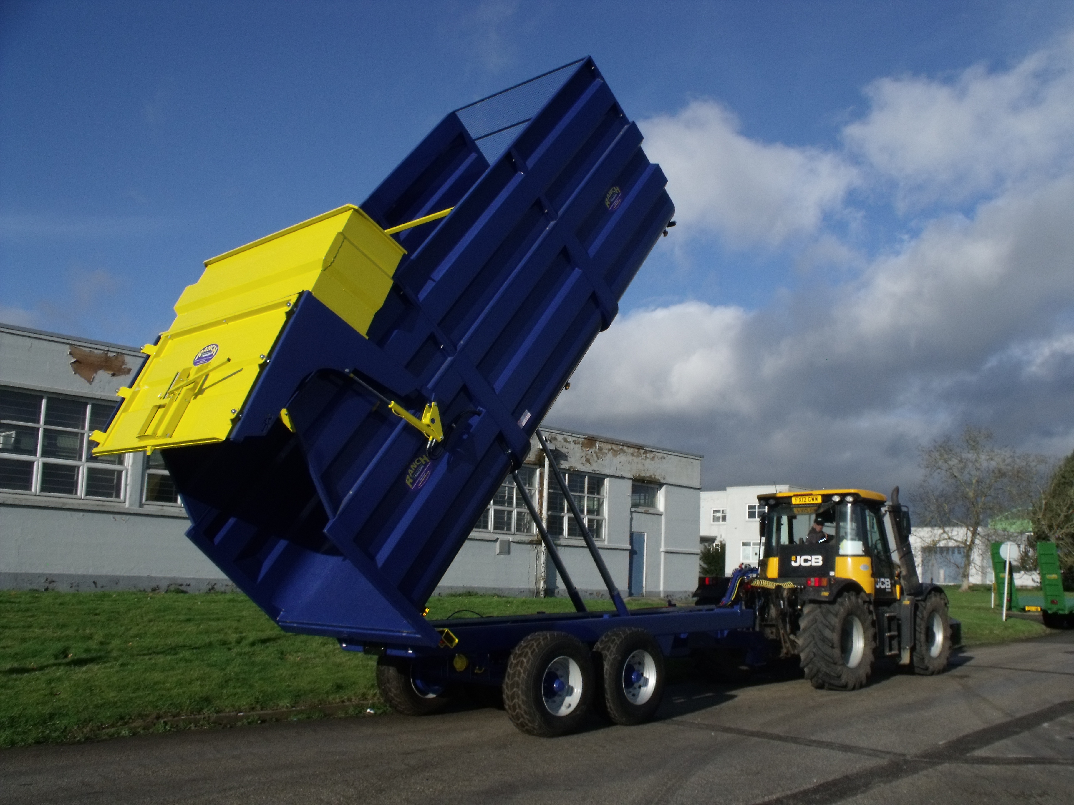 RT Range of Monocoque Tipping Trailers